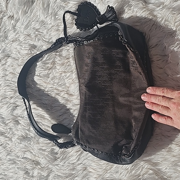 DiorAuthentic DIOR Diorissimo Brown Scallop Shoulder Bag bag - Picture 1 of 7